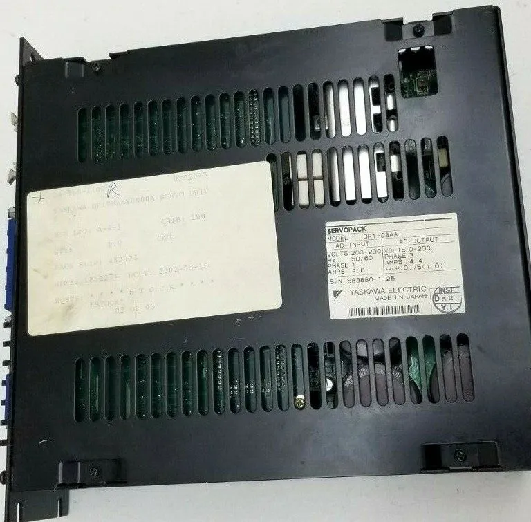 Сервопривод YASKAWA DR1-08AA SERVOPACK DRIVE 4.6A 1PH