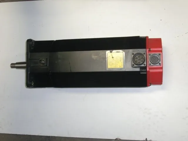 Серводвигатель FANUC A06B-0153-B675 a30/3000 AC Servo Motor 3000rpm 4.8kW 168V 1