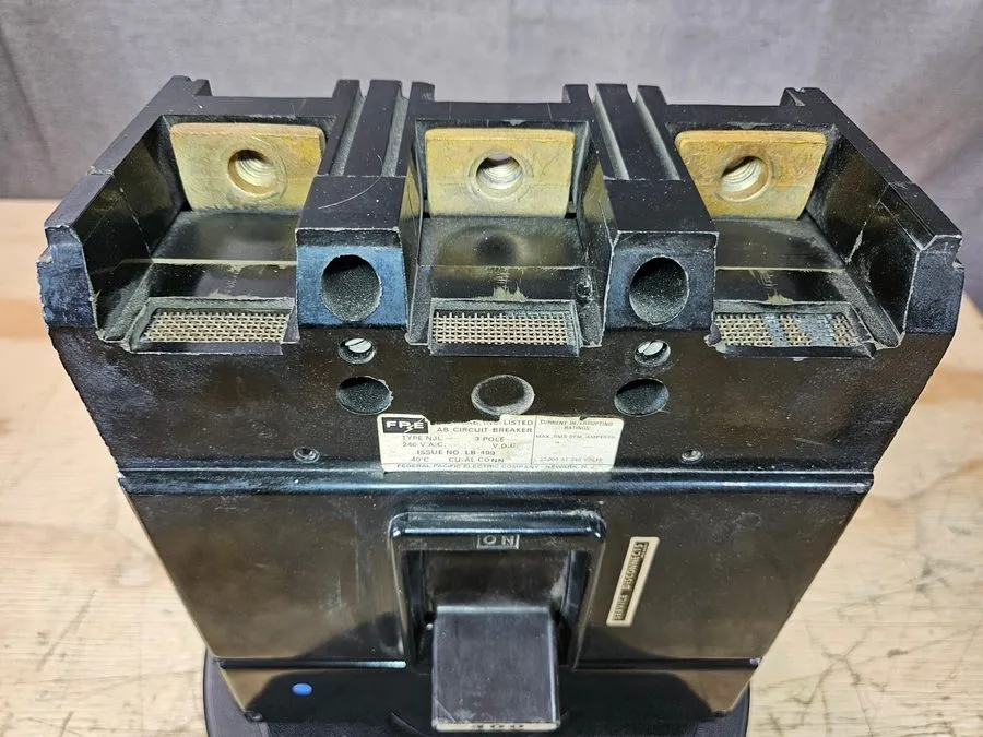 Автоматический выключатель FPE NJL3400 Molded Case Circuit Breaker 400A 480V 3P