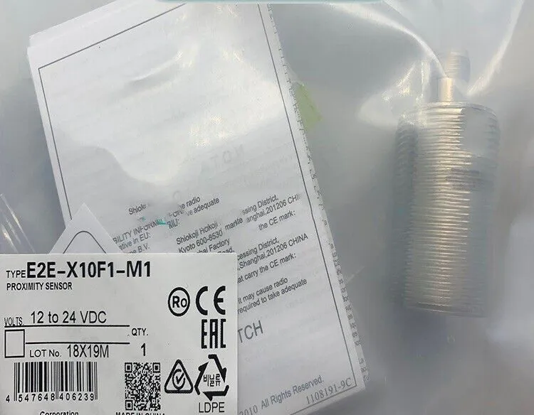 Датчик приближения Omron E2E-X10F1-M1 Proximity Sensor Switch