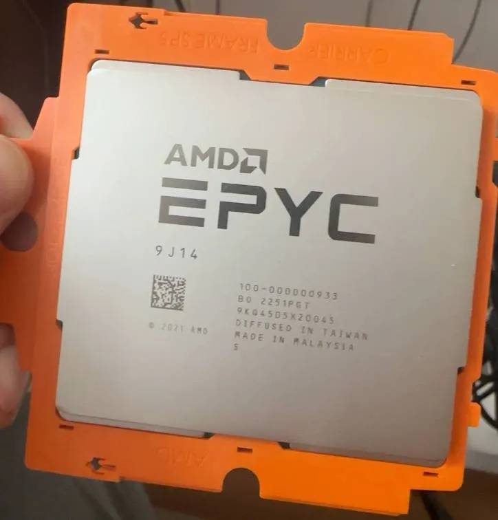 Сервер AMD EPYC 9J14 GENOA 2.4GHZ Processor CPU SERVER ZEN4 192 Threads SP5 96 C