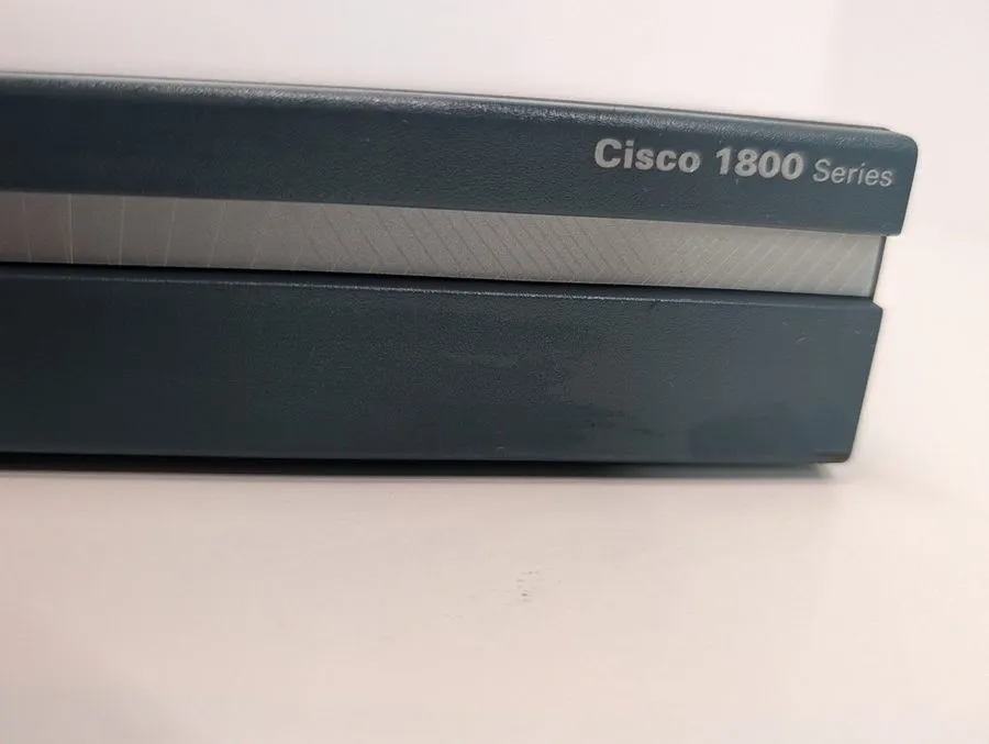 Маршрутизатор Cisco 1841 Router WIC-1DSU-T1 64MB Flash Boots IOS 1800 Series CIS — фото лота 1
