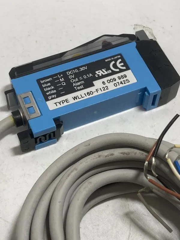 Фотоэлектрический датчик Sick WLL160-F122 Photoelectric Sensor, 10-30V DC
