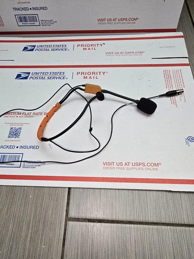 Микрофон Shure SM31FH Fitness Headset Microphone DESCRIPTION