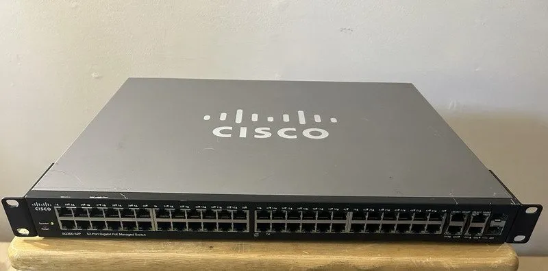 Коммутатор Cisco SG300-52P-K9 SG300 52 port GIG POE switch .90days
