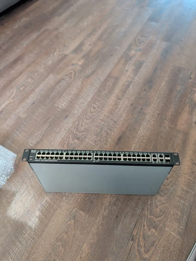 Коммутатор Cisco SG300-52 Gigabit 52-Port Managed Switch NO POE SRW2048-K9