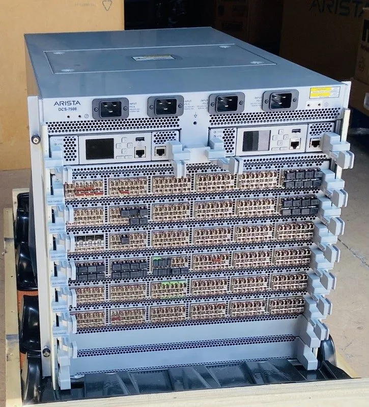 Коммутатор Arista DCS-7508 Chassis 2x DCS-7500-SUP2 6x DCS-7508E-FM 4x PWR-2900A