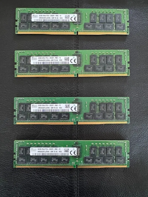 Модуль памяти SKHynix 32GB 2Rx4 DDR4-2933Y ECC REG Server RAM HMA84GR7JJR4N-WM T