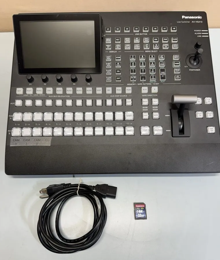 Микшерный пульт ^ Panasonic AV-HS410 Multi-Format Live Switcher Pro Studio Audio
