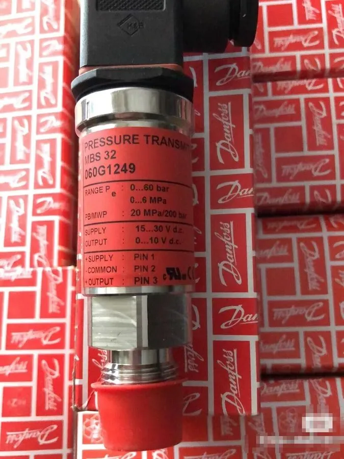 Датчик давления Danfoss MBS 32 060G1249 pressure transmitter