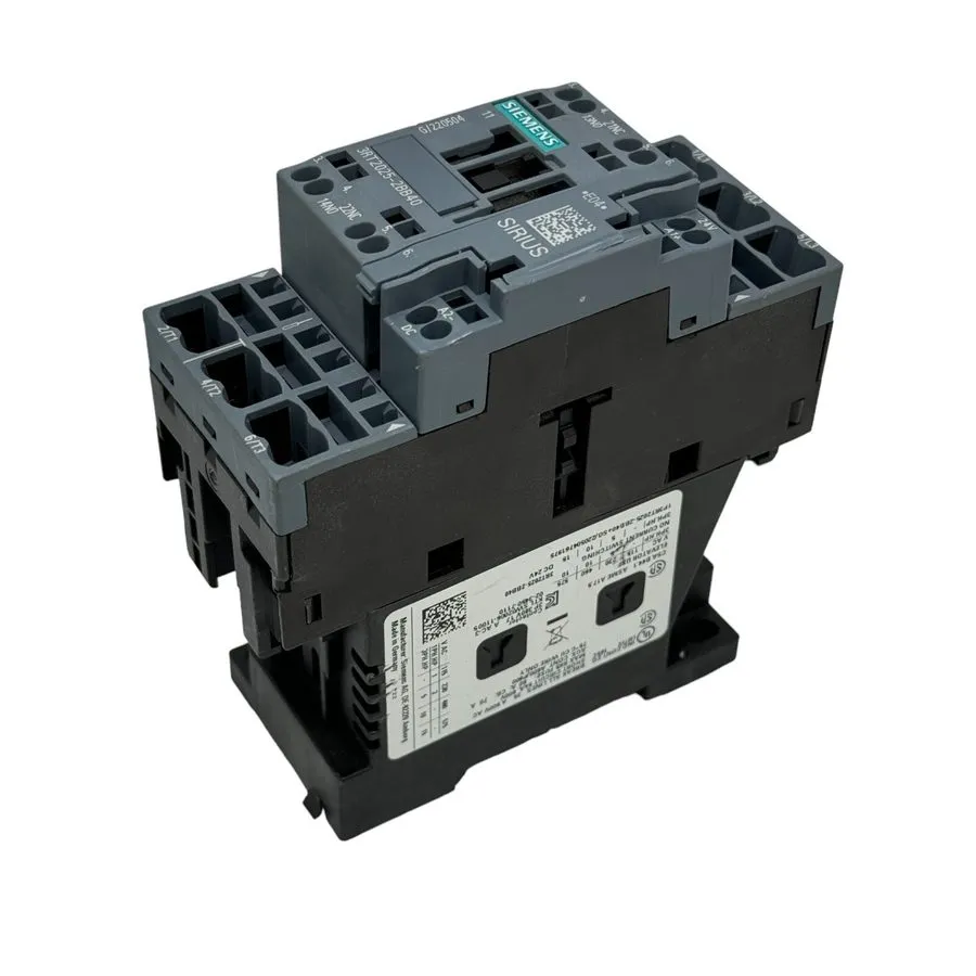 Контактор Siemens 3RT2025-2BB40 Contactor 17A 7.5kW 24V DC SIRIUS 3-Pole Size S0