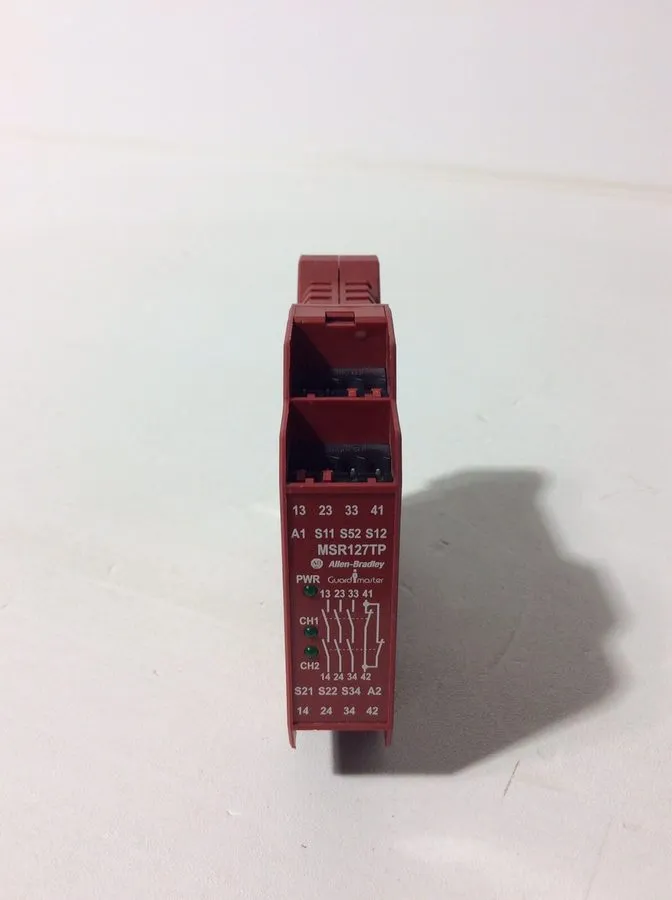 Реле безопасности Allen Bradley MSR127TP (440RN23132) Safety Relay, 24VAC