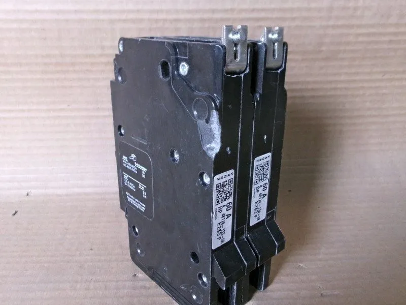 Автоматический выключатель Square D EDB24060 Circuit Breaker, 60 Amp 480 V, 2-Po