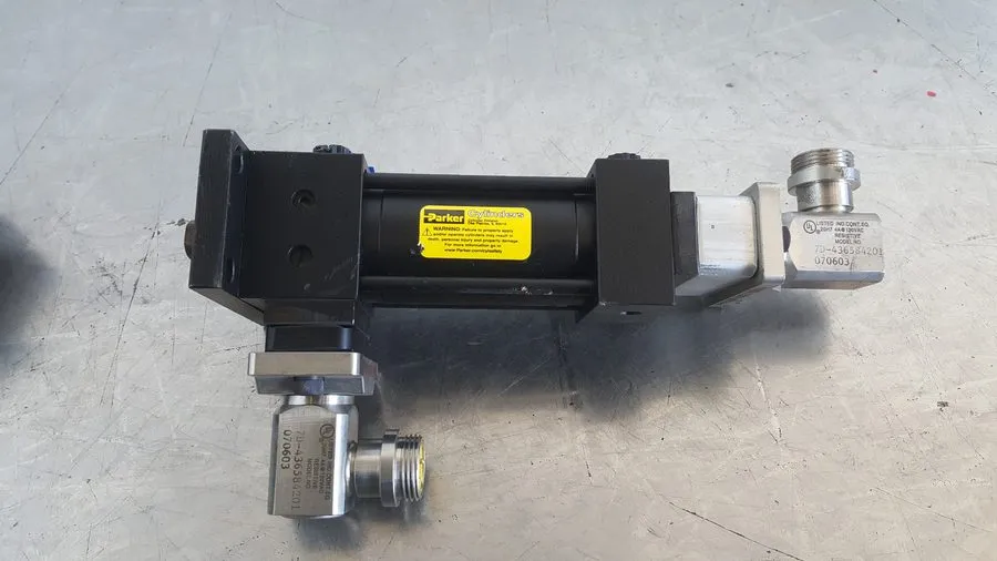 Пневмоцилиндр Remanufactured Parker Pneumatic Cylinder Ser 2A 05.00 CJ2AUS19AC 5