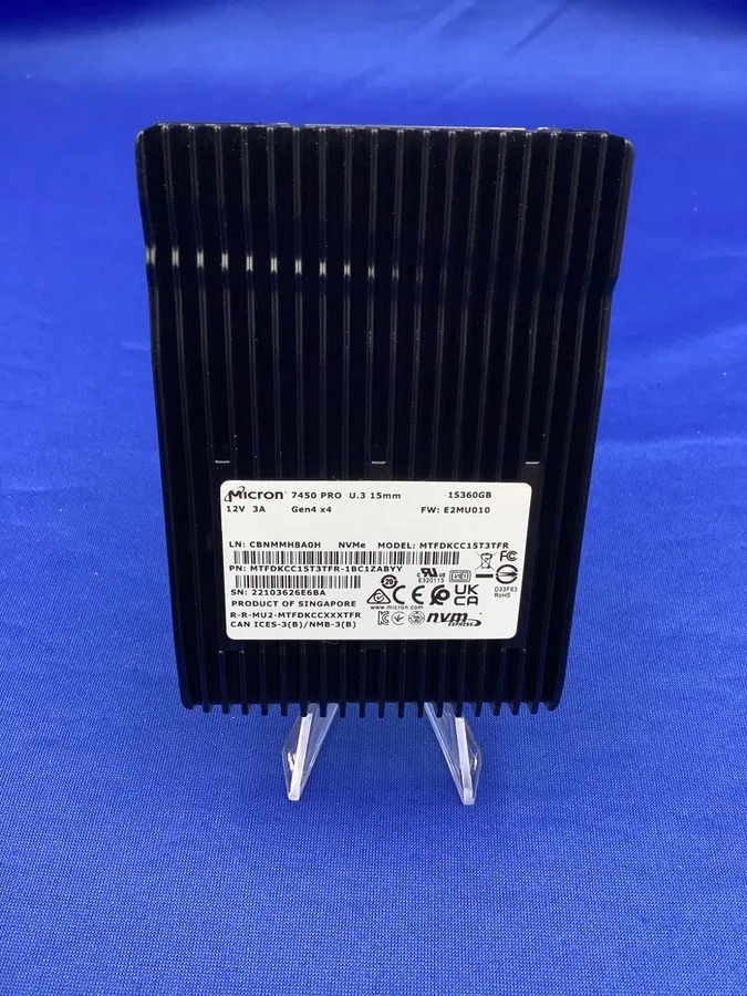 SSD-накопитель Micron MTFDKCC15T3TFR 15.36TB NVME U.3 2.5in SSD (80%-89% Health 