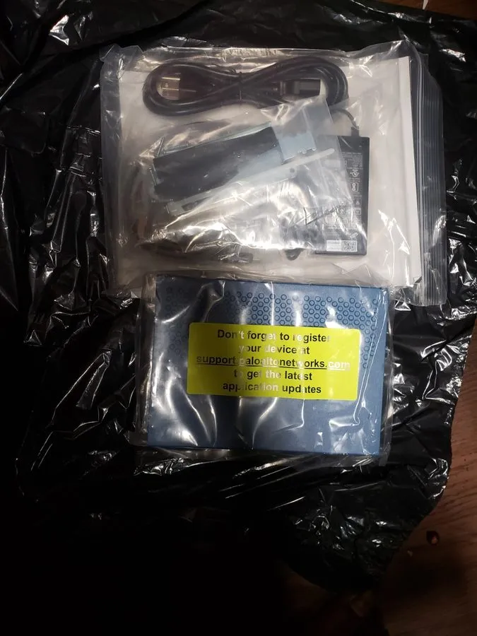 Межсетевой экран Palo Alto PA-220R Rugged Firewall NGFW