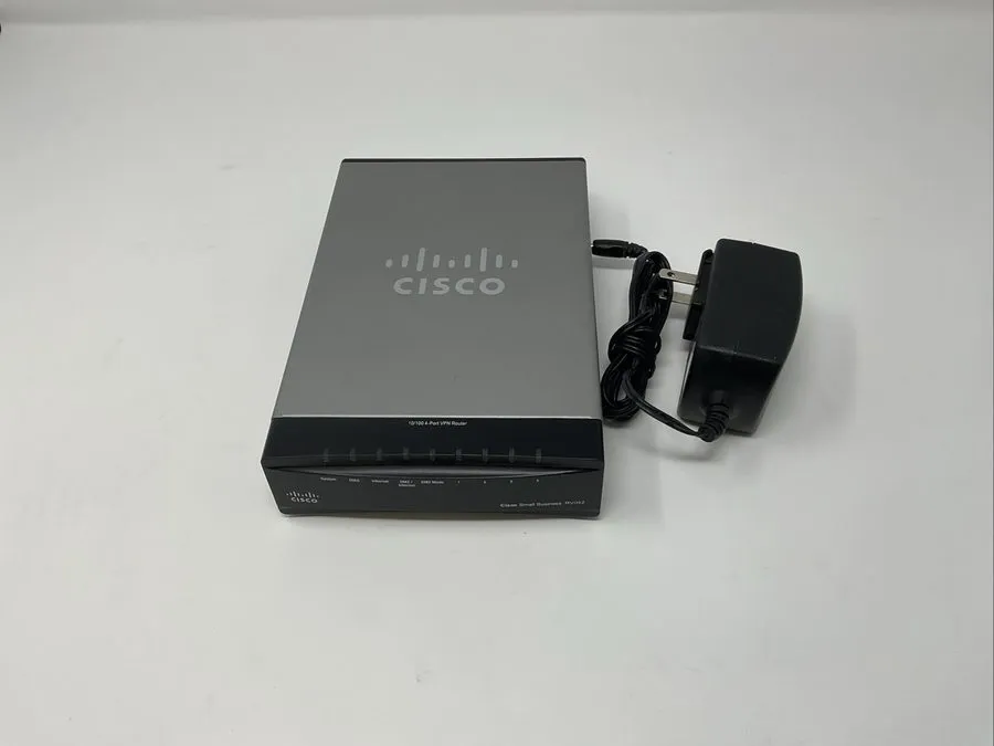 Маршрутизатор Cisco RV042 4-Port 10/100 Wired Router With Power Supply