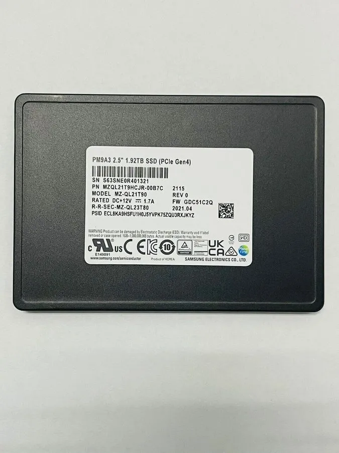 SSD-накопитель Samsung PM9A3 1.92TB U.2 NVMe PCIe Gen4 x4 SSD, MZQL21T9HCJR-00A0