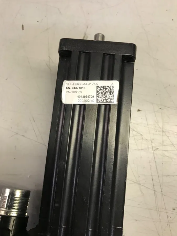 Серводвигатель 2023 Allen Bradley VPL-B0633M-PJ12AA Kinetix Servo Motor 480V AC  — фото лота 1