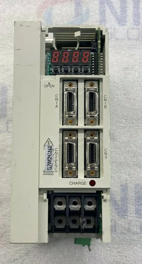 Сервопривод Mitsubishi MR-J2-40A-S12 400W Servo Amplifier