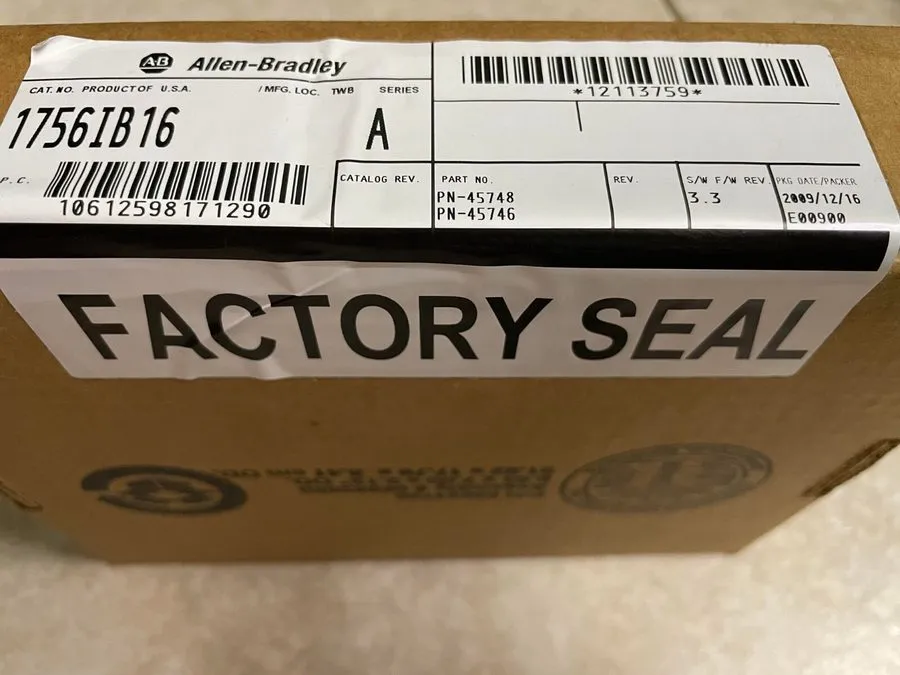 Модуль ввода-вывода ALLEN BRADLEY 1756-IB16 10-31 VDC INPUT