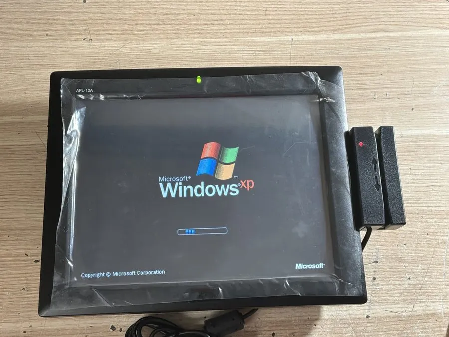 Промышленный компьютер IEI AFL-12A Industrial Touchscreen Panel PC Windows XP/JU