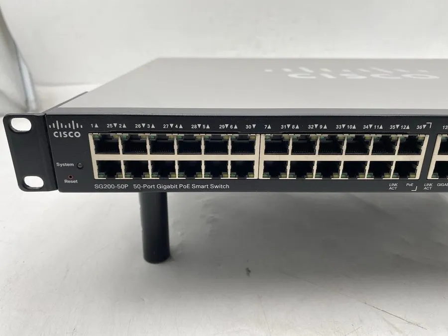Коммутатор Cisco SG200-50P 50-Port Gigabit PoE Smart Switch 180W PoE Fully