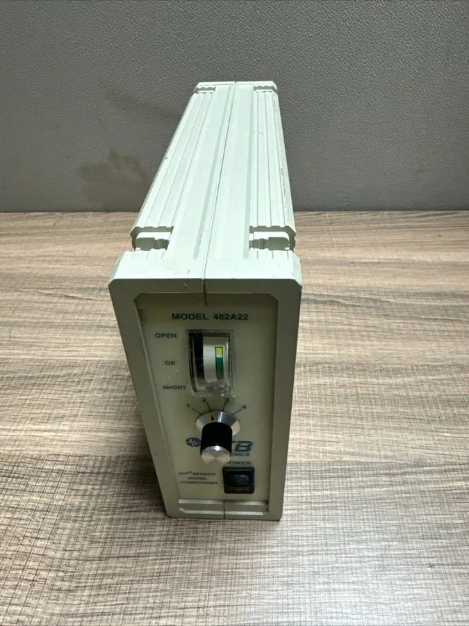Преобразователь сигнала PCB PIEZOTRONICS 482A22 SENSOR SIGNAL CONDITIONER UNITY 
