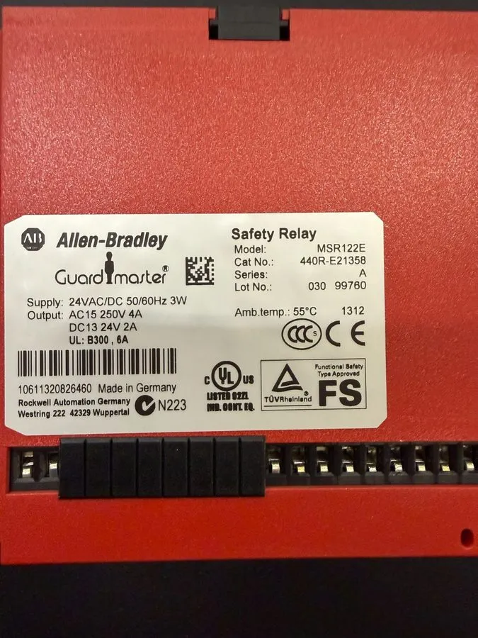 Реле безопасности ALLEN BRADLEY MSR122E GUARDMASTER SAFTY RELAY 440R-E21358 24VA
