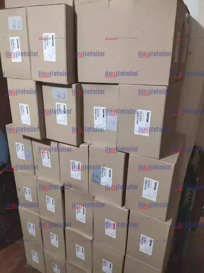 Сервопривод Lenze EVS9321-ET Inverter Servo Drive