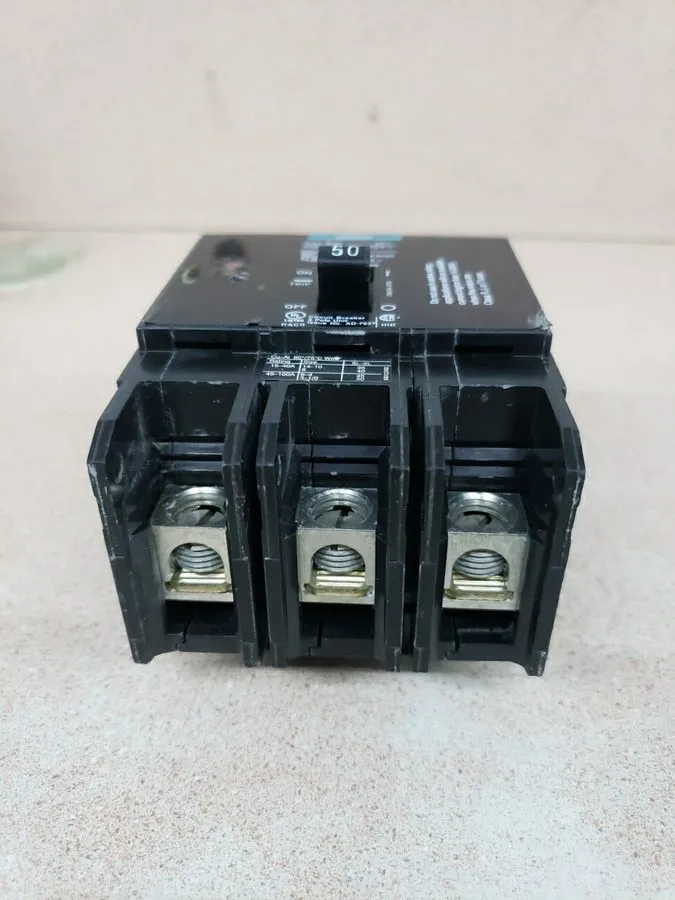 Автоматический выключатель 1-SIEMENS 3VA4110-6ED34-0AA0 3 POLE 100A 3VA4 CIRCUIT