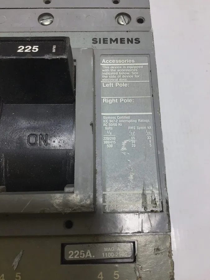 Автоматический выключатель I-T-E Siemens Sentron FXD63B225 225A 3 Pole 600VAC Ci