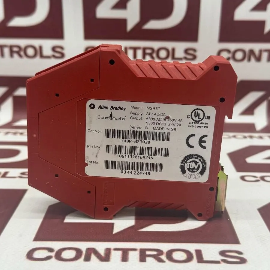 Реле безопасности MSR5T ALLEN BRADLEY 440R-B23020 GUARD MASTER MONITORING SAFETY