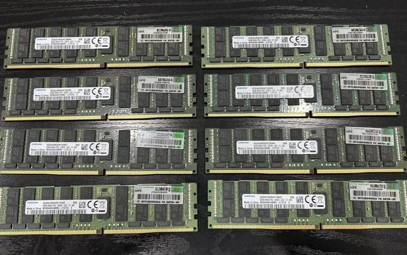 Модуль памяти Samsung 64GB DDR4 PC4-2666V LRDIMM Server RAM M386A8K40BM2-CTD7Q