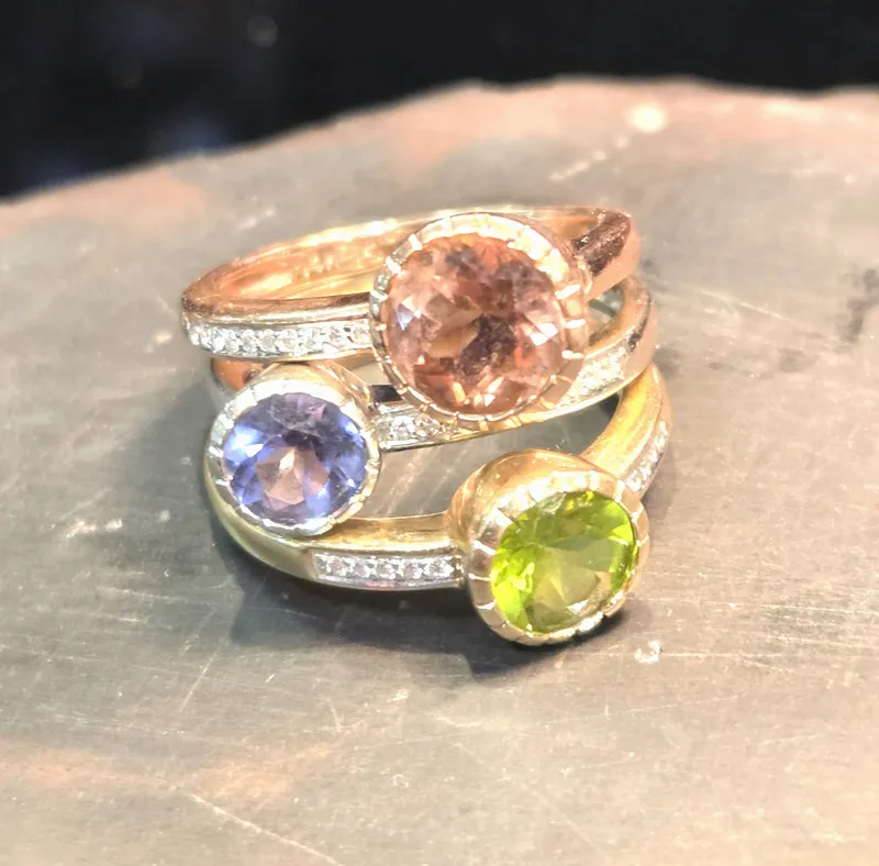 Оборудование 14k White Gold, Yellow Gold, and Rose Gold Stacker Gemstone Ring (R — фото лота 1