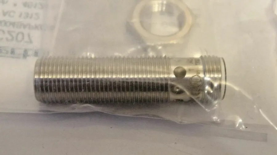 Датчик приближения ifm efector 100 IFC207 Inductive Proximity Sensor IFB3004BAPK