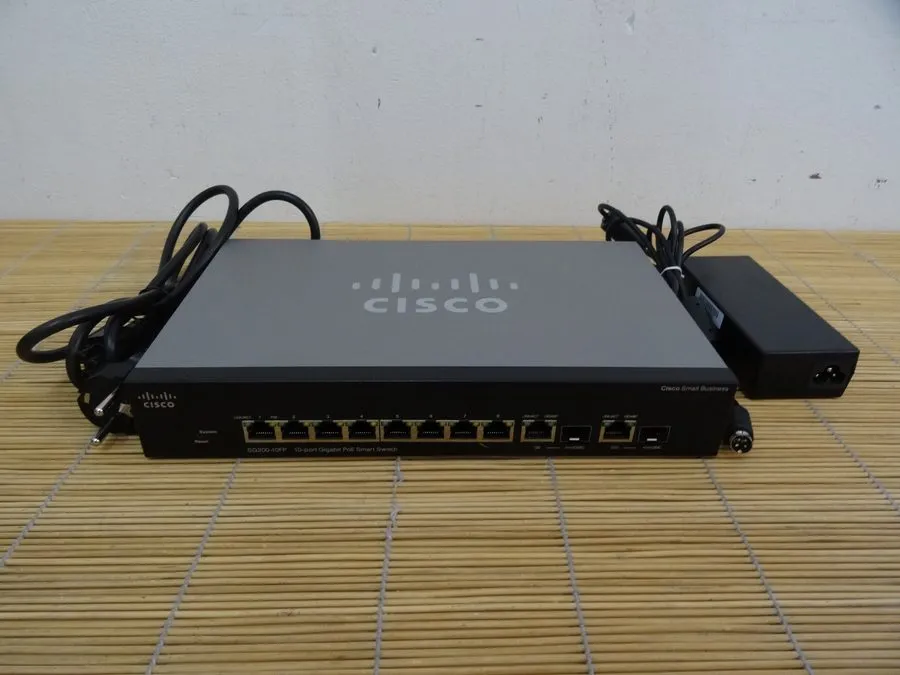 Коммутатор Cisco SG200-10FP 8-Port 10/100/1000 PoE Ports, 2 combo mini-GBIC