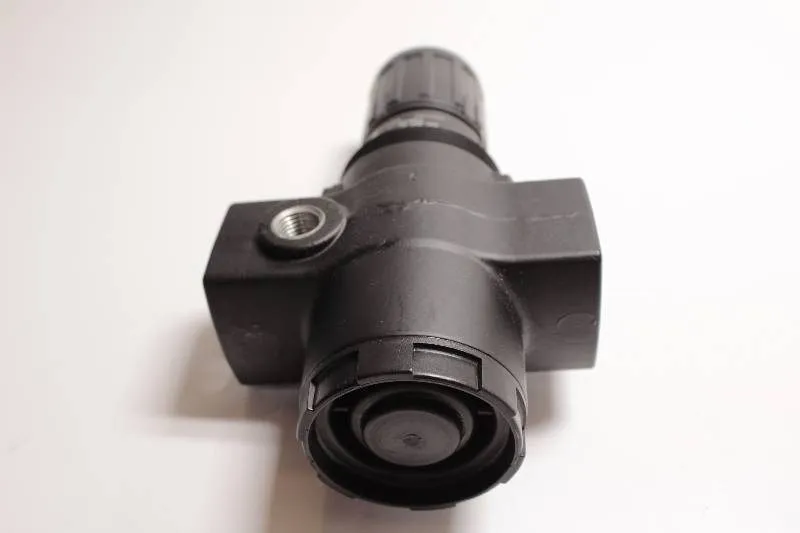 Трубопроводная арматура NORGREN R17-800-RNLA NSNBC01 PNEUMATIC VALVE