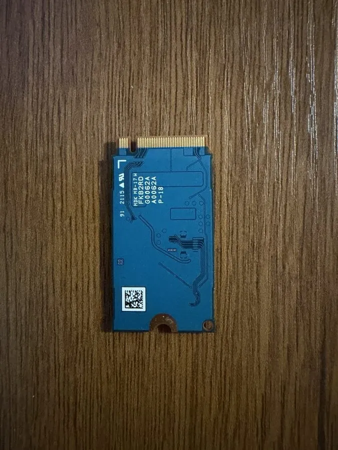 SSD-накопитель KIOXIA BG4 512GB M.2 2242 PCIe NVMe SSD KBG40ZNT512G Lenovo — фото лота 1