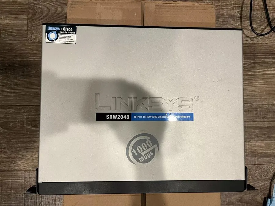 Коммутатор Cisco SRW2048 Gigabit Small Business Managed Switch 48 Ports Rackmoun