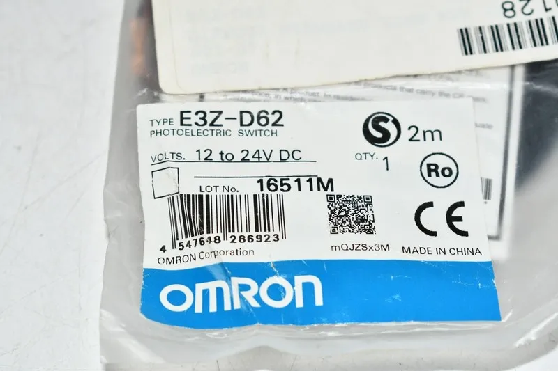 Фотоэлектрический датчик OMRON Photoelectric switch Sensor 12-24VDC E3Z-D62