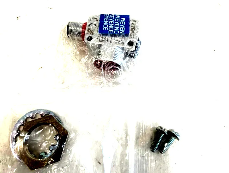 Фотоэлектрический датчик KEYENCE PR-G61CBD Retro-Reflective Photoelectric Sensor