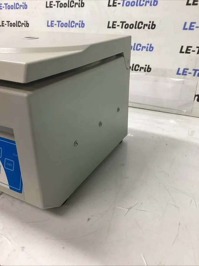 Центрифуга Cole-Parmer 83058-30 Benchtop Laboratory Centrifuge 3400 RPM 6×10mL 1 — фото лота 2