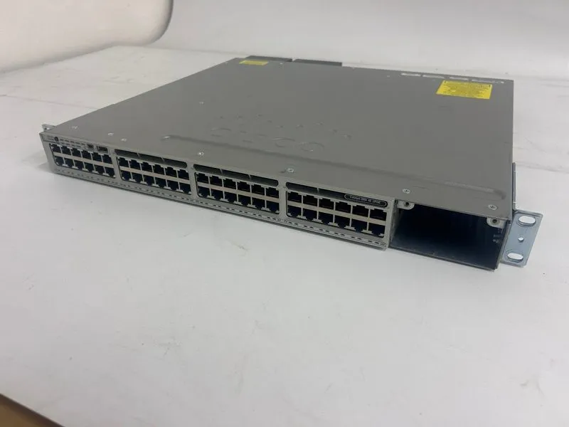 Коммутатор Cisco Catalyst WS-C3850-48U-E Switch 48 Port Gigabit PoE+ 1 Year