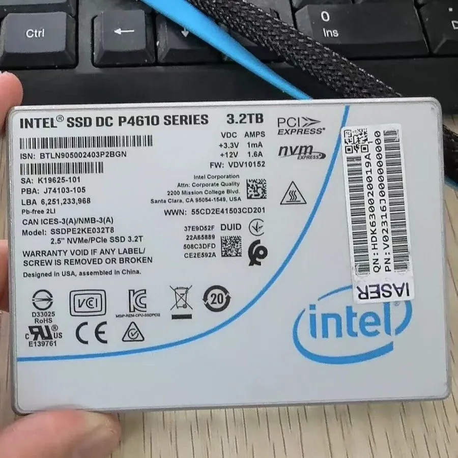 SSD-накопитель Intel P4610 3.2TB Enterprise U.2 SSD 2.5" Solid State Drive SSDPE