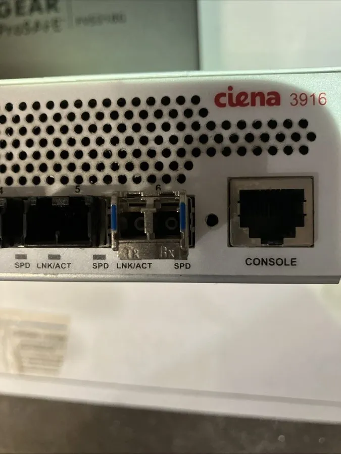 Коммутатор Fortinet FortiSwitch FS-124E-POE Ethernet Switch, 24-Port