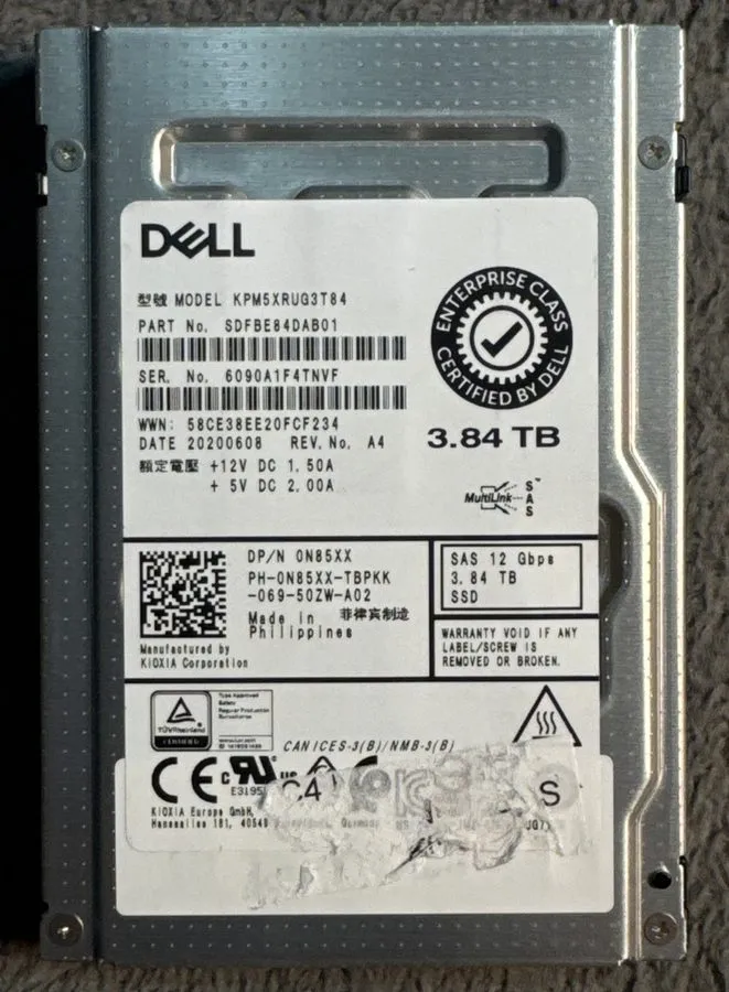 SSD-накопитель Dell N85XX / KIOXIA Toshiba KPM5XRUG3T84 SDFBE84DAB01 3.84TB 12Gb