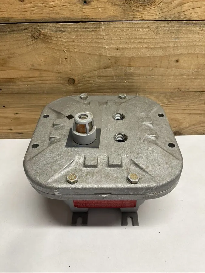 Монтажный шкаф Explosion Proof Enclosure EXB-664 N34 Killark SN 13222 — фото лота 1