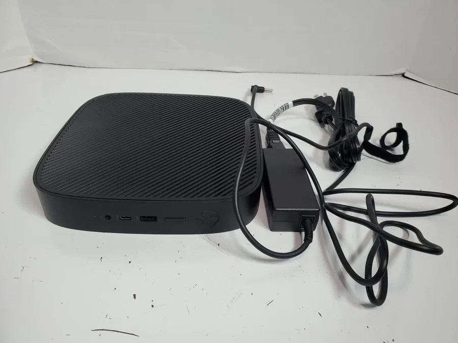 Тонкий клиент HP T540 Thin Client AMD Ryzen R1305g 4GB RAM No Drive/OS USFF Desk — фото лота 2