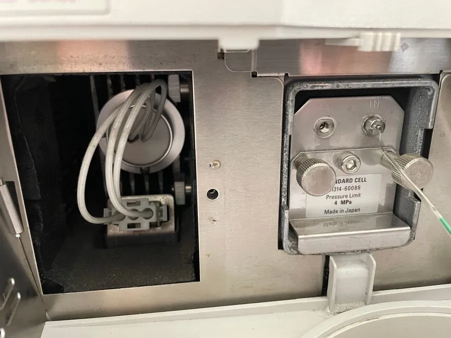 Хроматограф HP/Agilent 1100 HPLC System Pump Autosampler G1314A VWD Detector #18